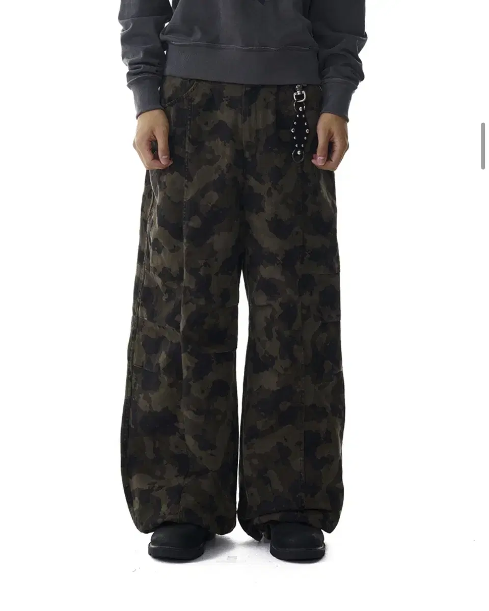 새상품) 아캄 트윌 카모 팬츠 Pintuck Camouflage pant